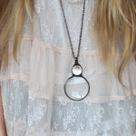 Collier pendentif grande loupe